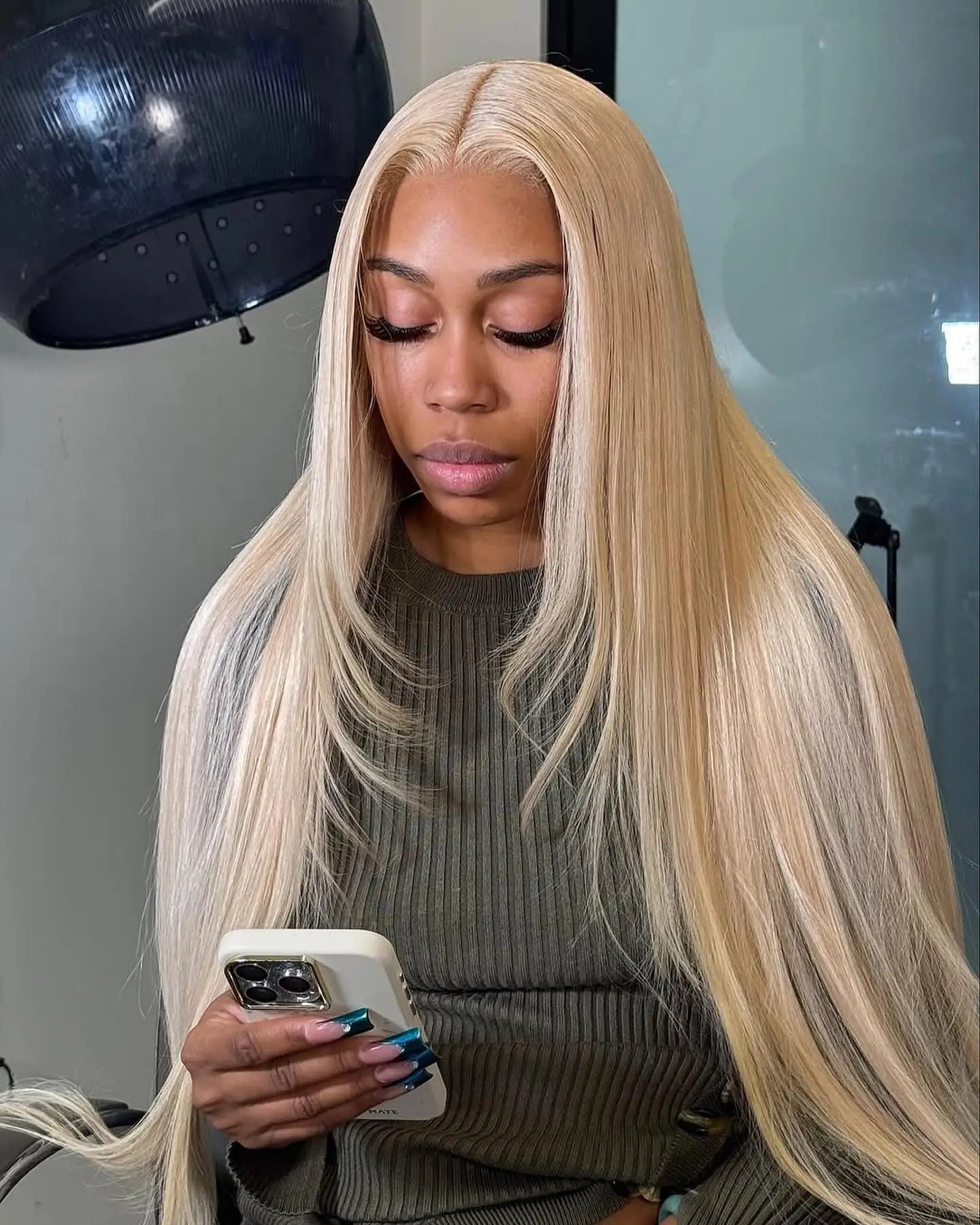 Perruque Lace Frontal Wig brésilienne naturelle, cheveux lisses, blond 613 Hd, densité 220, 13x6, 13x4, couleur, pour femmes