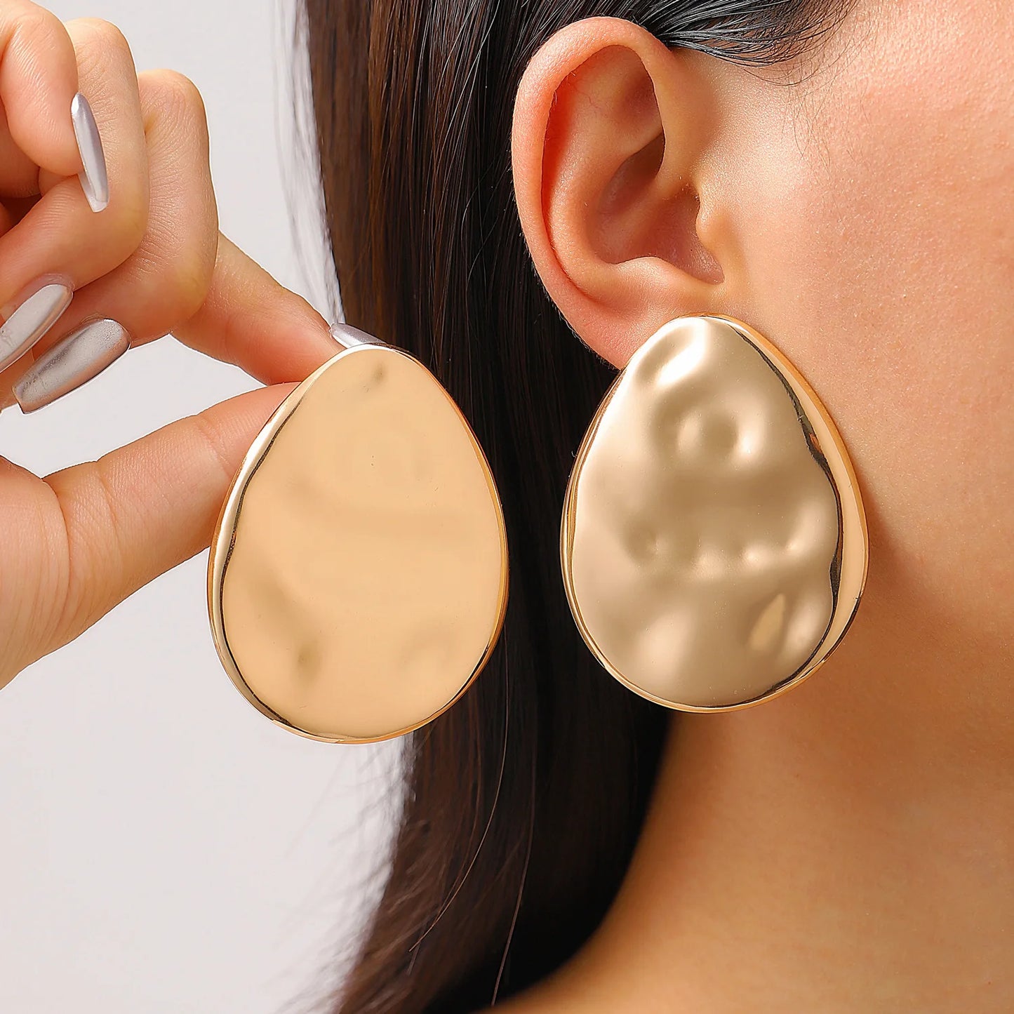 Boucles d'oreilles ovales en forme de cœur en or exagéré pour femme, boucle d'oreille en métal, bijoux géométriques déformés irréguliers, tendance 2025