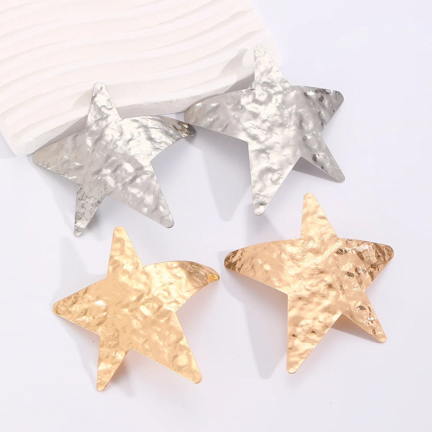 Boucles d'oreilles ovales en forme de cœur en or exagéré pour femme, boucle d'oreille en métal, bijoux géométriques déformés irréguliers, tendance 2025