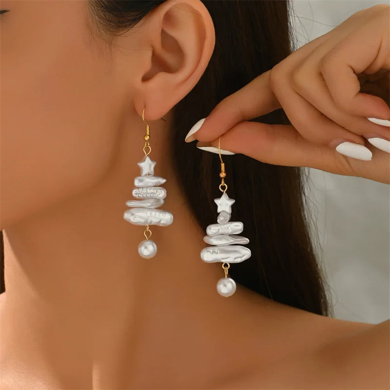 Boucles d'oreilles pendantes en Imitation de perles pour femmes, élégantes, flocon de neige, cloche délicate, boîte-cadeau, boule de fourrure, clou pour filles, accessoire de bijoux de fête