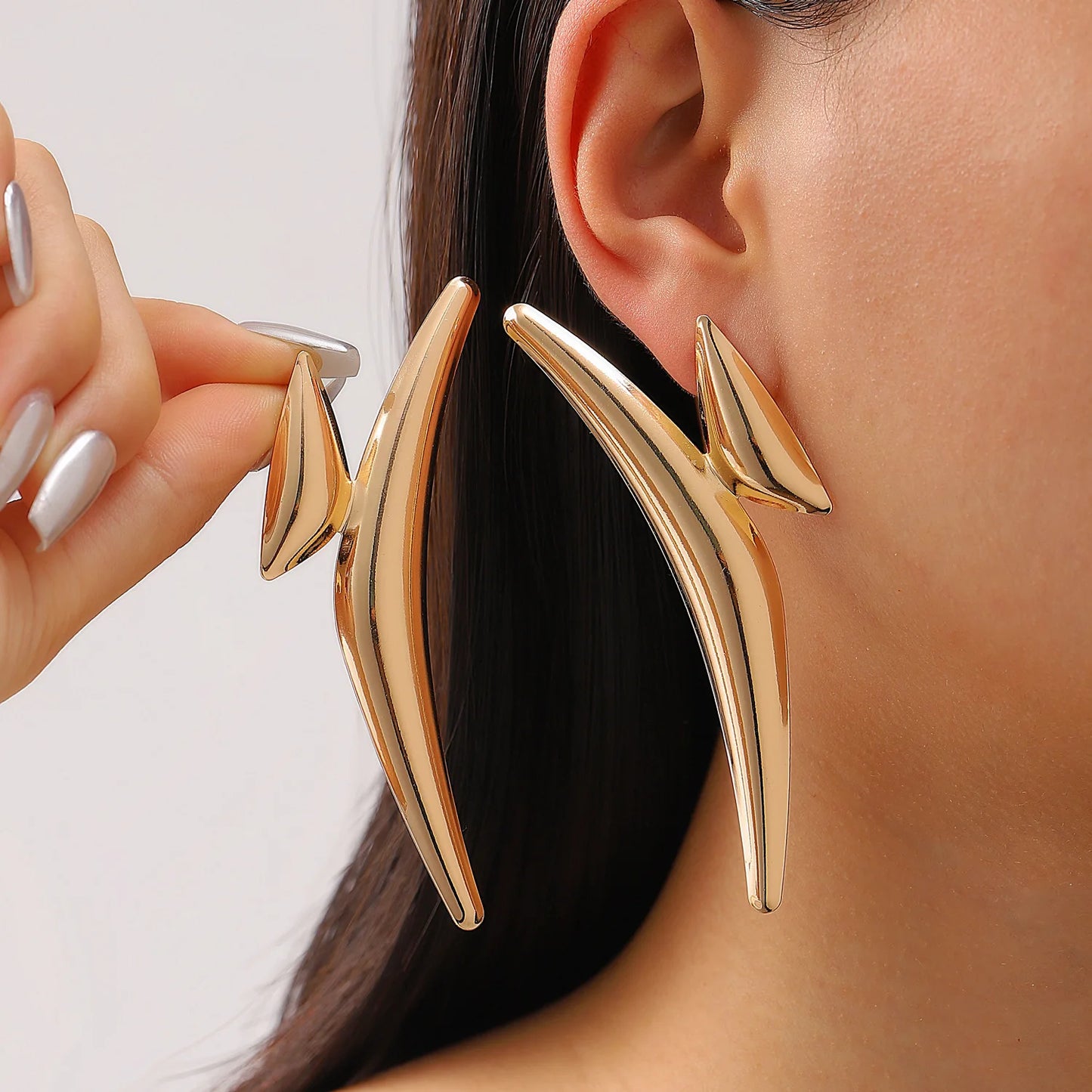 Boucles d'oreilles ovales en forme de cœur en or exagéré pour femme, boucle d'oreille en métal, bijoux géométriques déformés irréguliers, tendance 2025