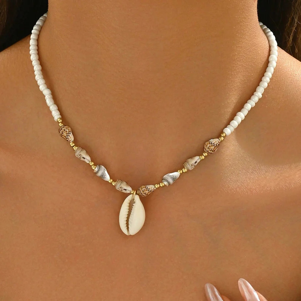 Collier de perles de coquillage naturel à la mode, pendentif en coquillage, bijoux inspirés de l'océan, ras du cou, adapté aux femmes, fête de vacances quotidienne