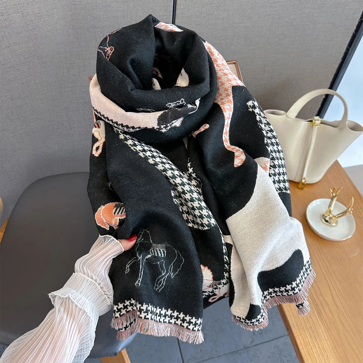 Echarpe nouveau rétro cheval imprimé écharpe pour femmes Design de luxe vêtements d'extérieur automne hiver 2025 épais chaud cou-protection châle enveloppement