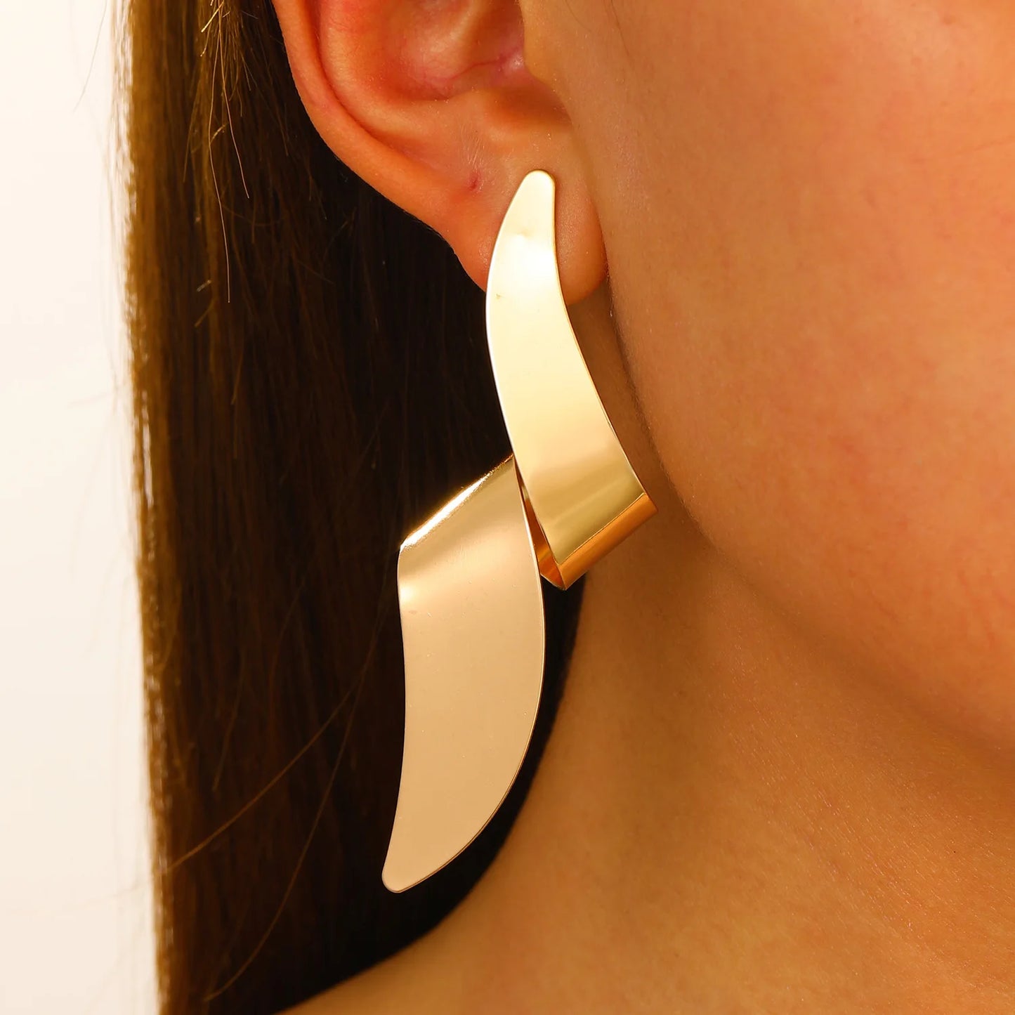 Boucles d'oreilles ovales en forme de cœur en or exagéré pour femme, boucle d'oreille en métal, bijoux géométriques déformés irréguliers, tendance 2025