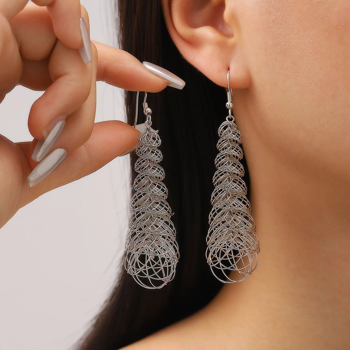Boucles d'oreilles ovales en forme de cœur en or exagéré pour femme, boucle d'oreille en métal, bijoux géométriques déformés irréguliers, tendance 2025
