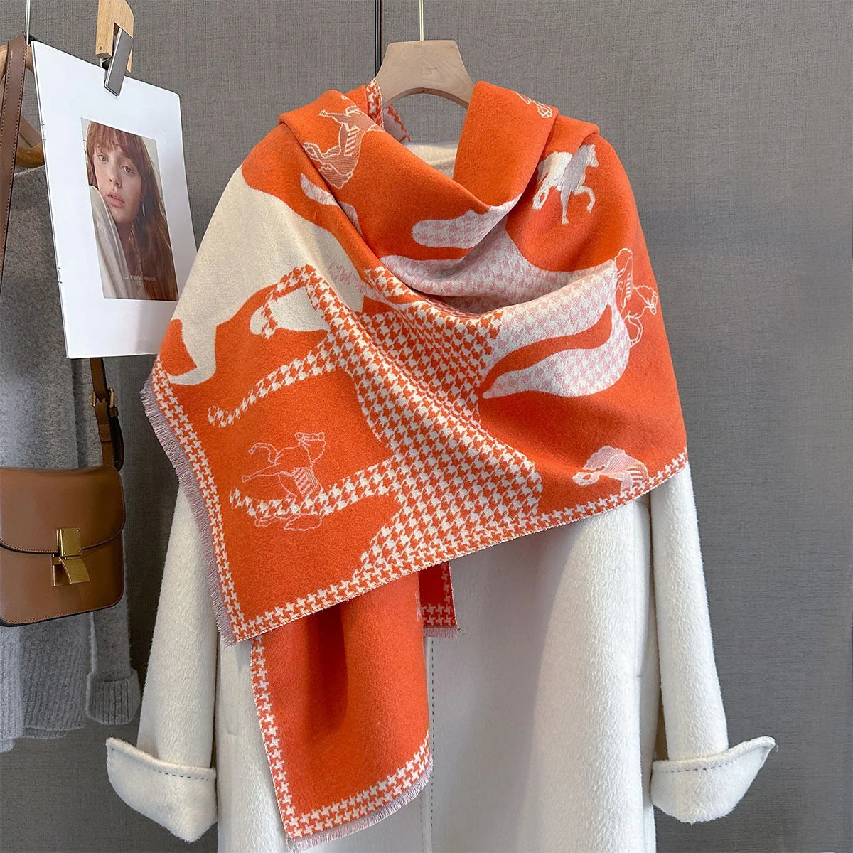 Echarpe nouveau rétro cheval imprimé écharpe pour femmes Design de luxe vêtements d'extérieur automne hiver 2025 épais chaud cou-protection châle enveloppement