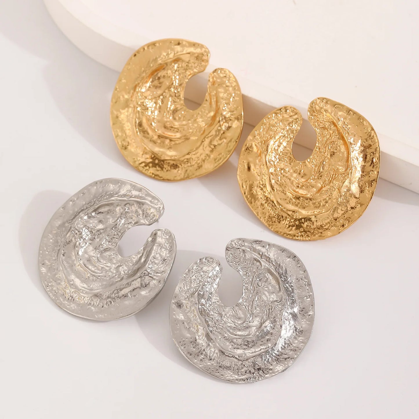 Boucles d'oreilles ovales en forme de cœur en or exagéré pour femme, boucle d'oreille en métal, bijoux géométriques déformés irréguliers, tendance 2025