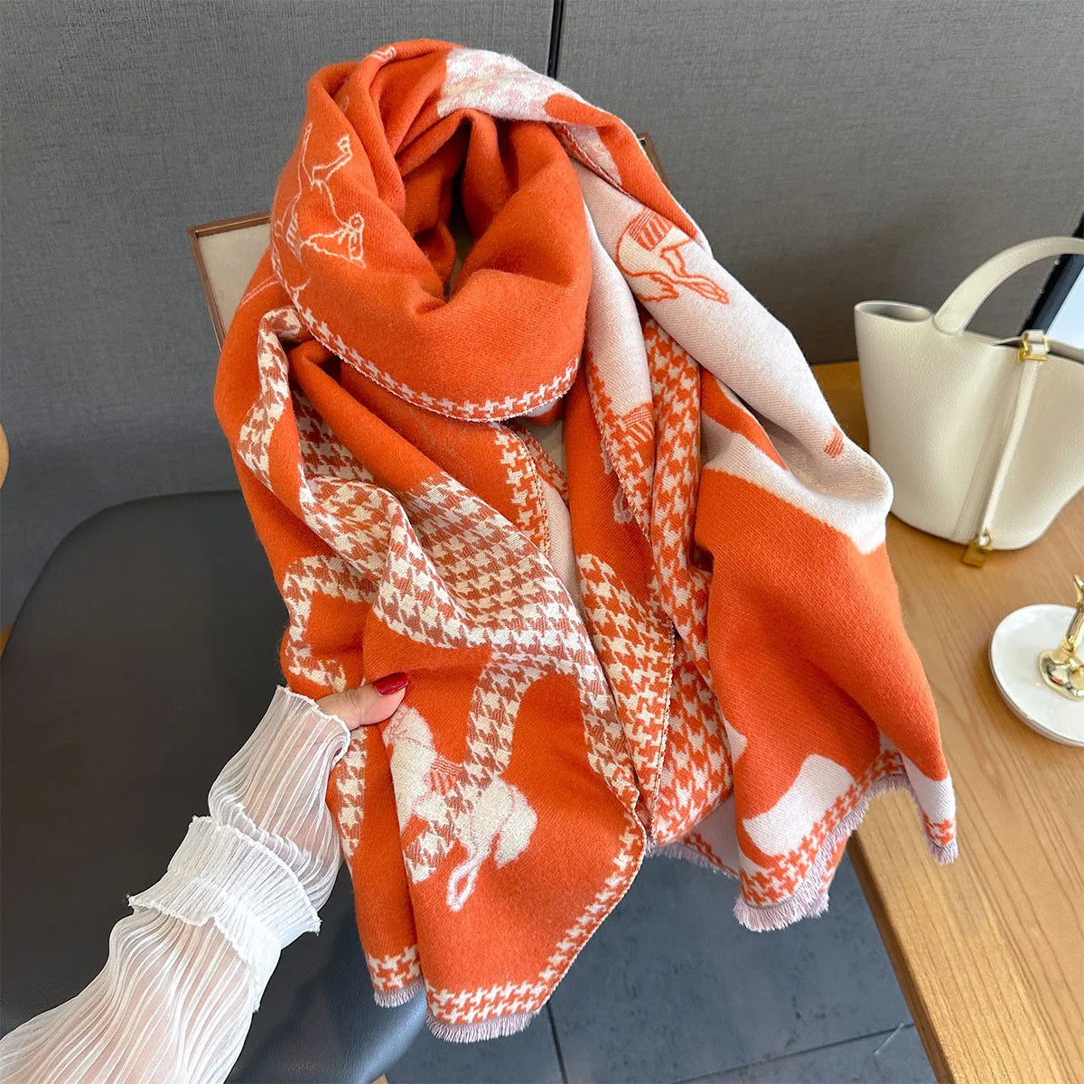 Echarpe nouveau rétro cheval imprimé écharpe pour femmes Design de luxe vêtements d'extérieur automne hiver 2025 épais chaud cou-protection châle enveloppement