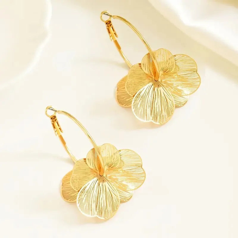 LATS exagérer couleur or grande fleur boucles d'oreilles pour les femmes personnalité mode oreille crochet métal charme bijoux accessoires cadeaux